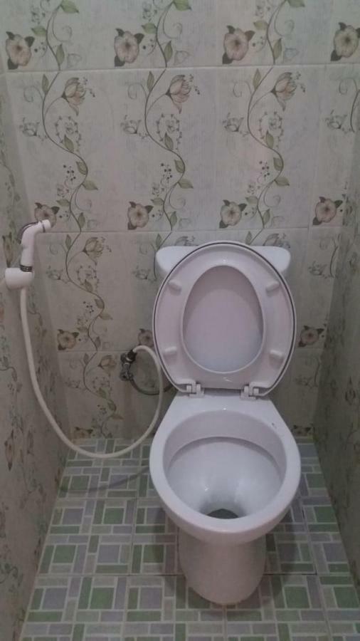 Homestay Dan Kost 78 Jepara Esterno foto