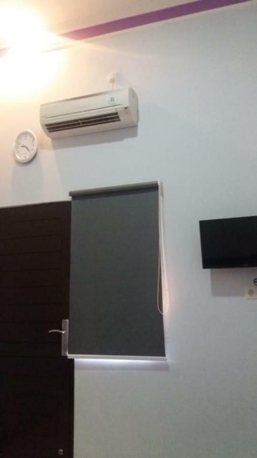Homestay Dan Kost 78 Jepara Esterno foto